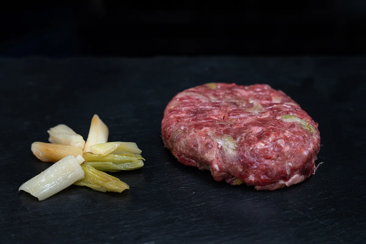 Hamburguesa de ajos tiernos