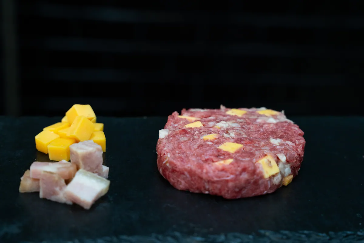 Hamburguesa de bacon y cheddar