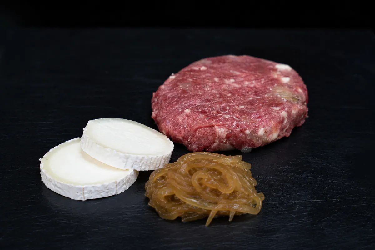 Hamburguesa de queso de cabra y cebolla caramelizada